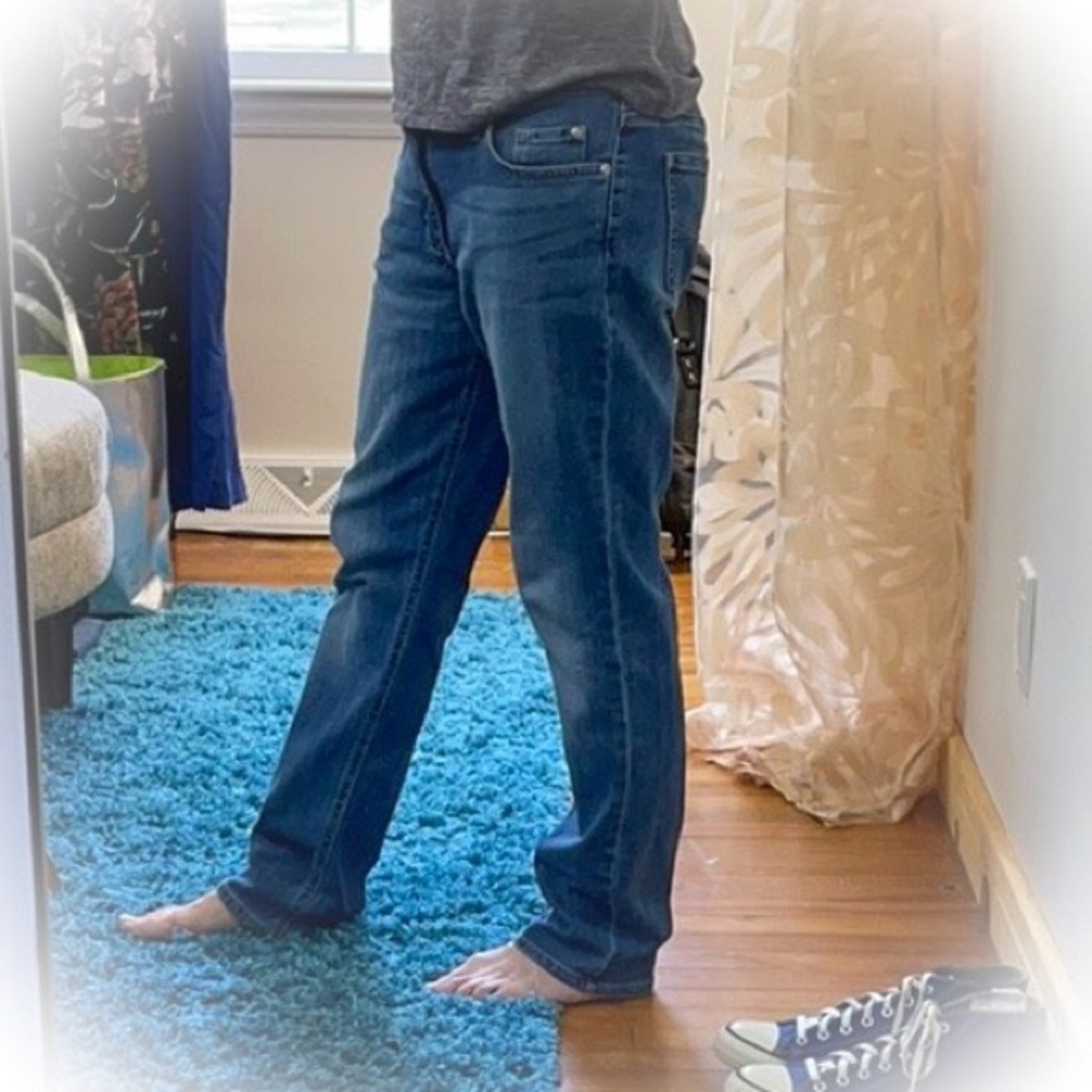 💕Lee Jeans Mid Rise💕Straight Leg💕